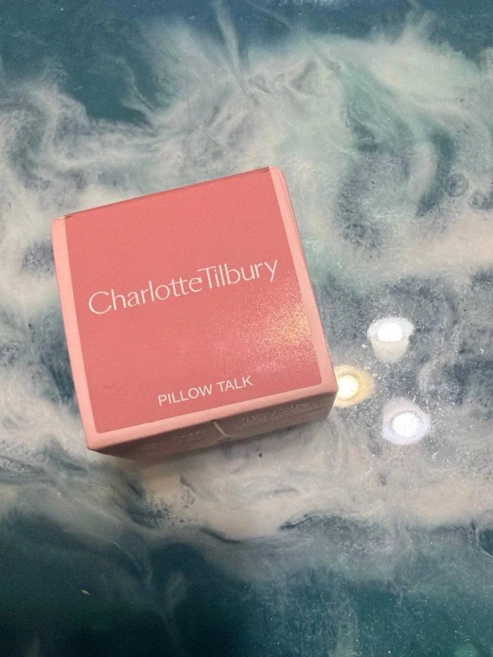 Charlotte Tilbury Pillow Talk Eyes to Mesmerise Cream Eyeshadow - Soft Pink